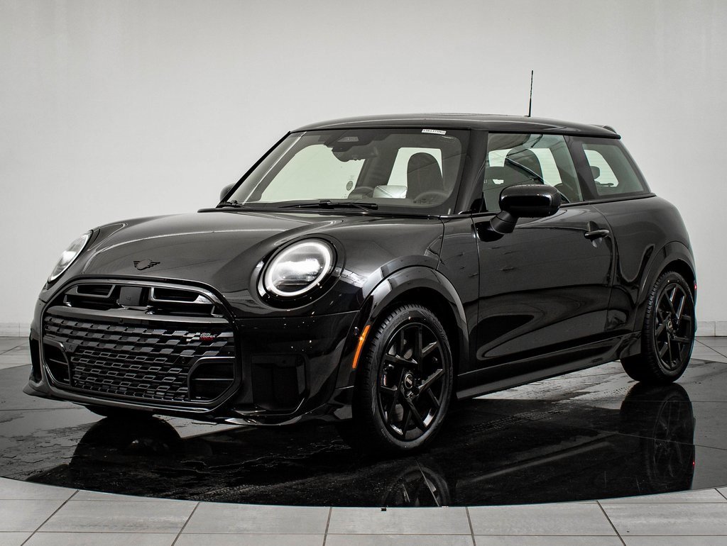 2026 MINI Hardtop 2 Door S's photo