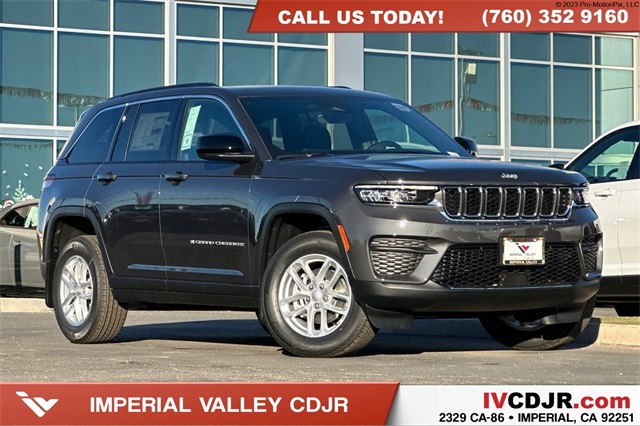 2025 Jeep Grand Cherokee Laredo's photo