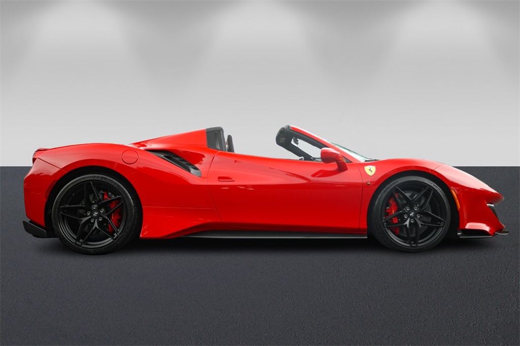 2020 Ferrari 488 Pista Spider photo 2