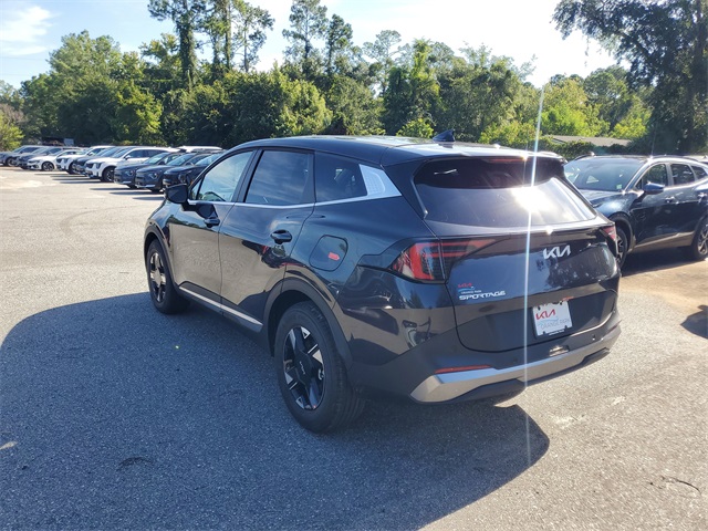 2026 Kia Sportage LX photo 4