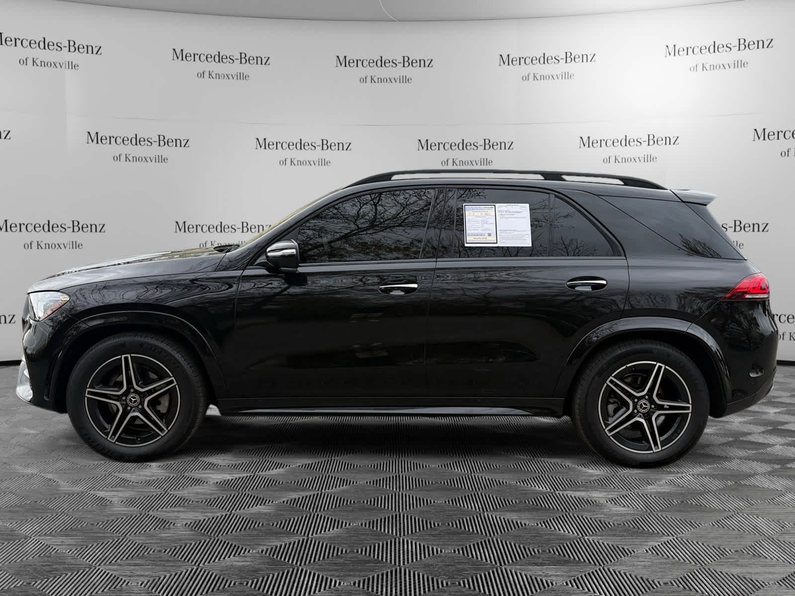 2022 Mercedes Benz GLE 350 4MATIC photo 2