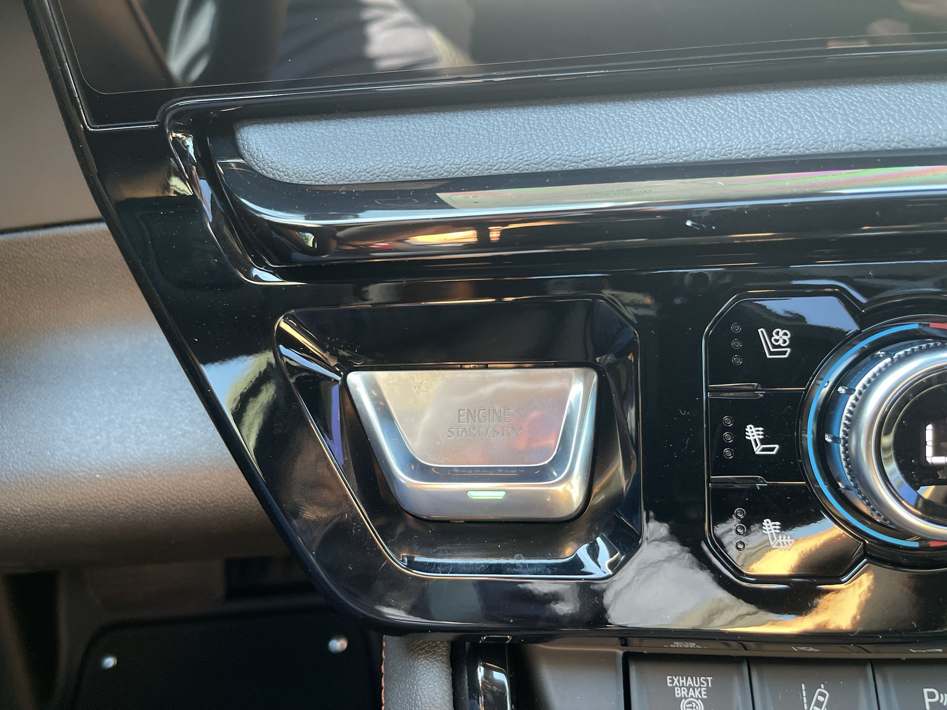 2026 Gmc Sierra 3500 HD AT4 photo 15