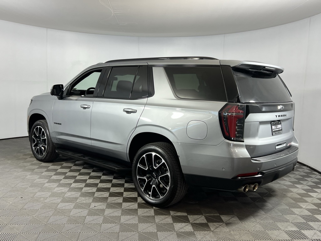 2025 Chevrolet Tahoe RST photo 3
