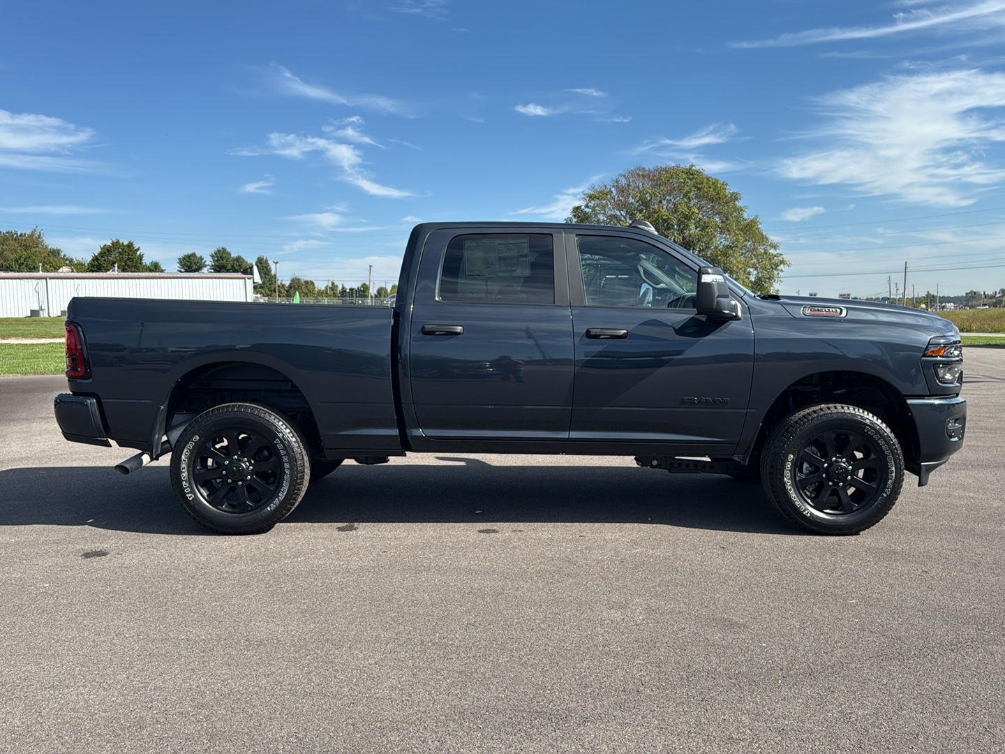2025 Ram 2500 Big Horn photo 3