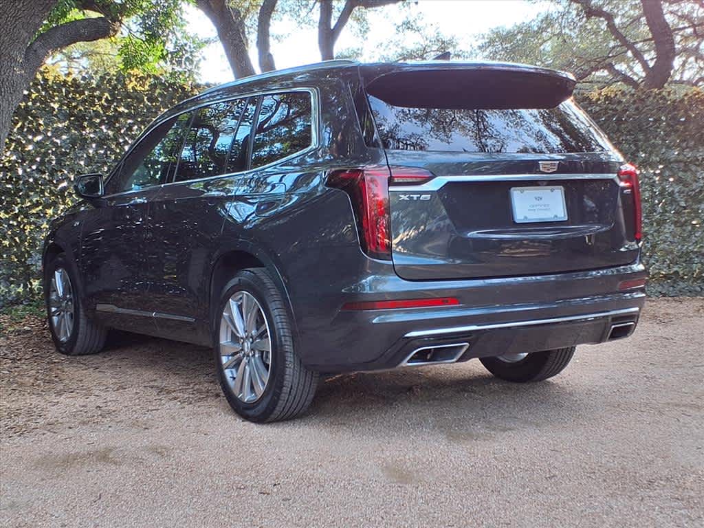 2023 Cadillac XT6 Premium Luxury photo 4