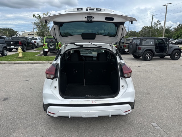 2021 Nissan Kicks SV photo 7