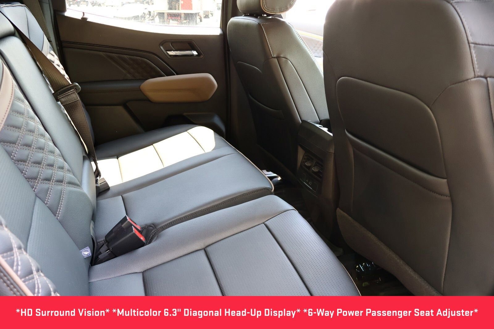 2025 Gmc Canyon Denali photo 8