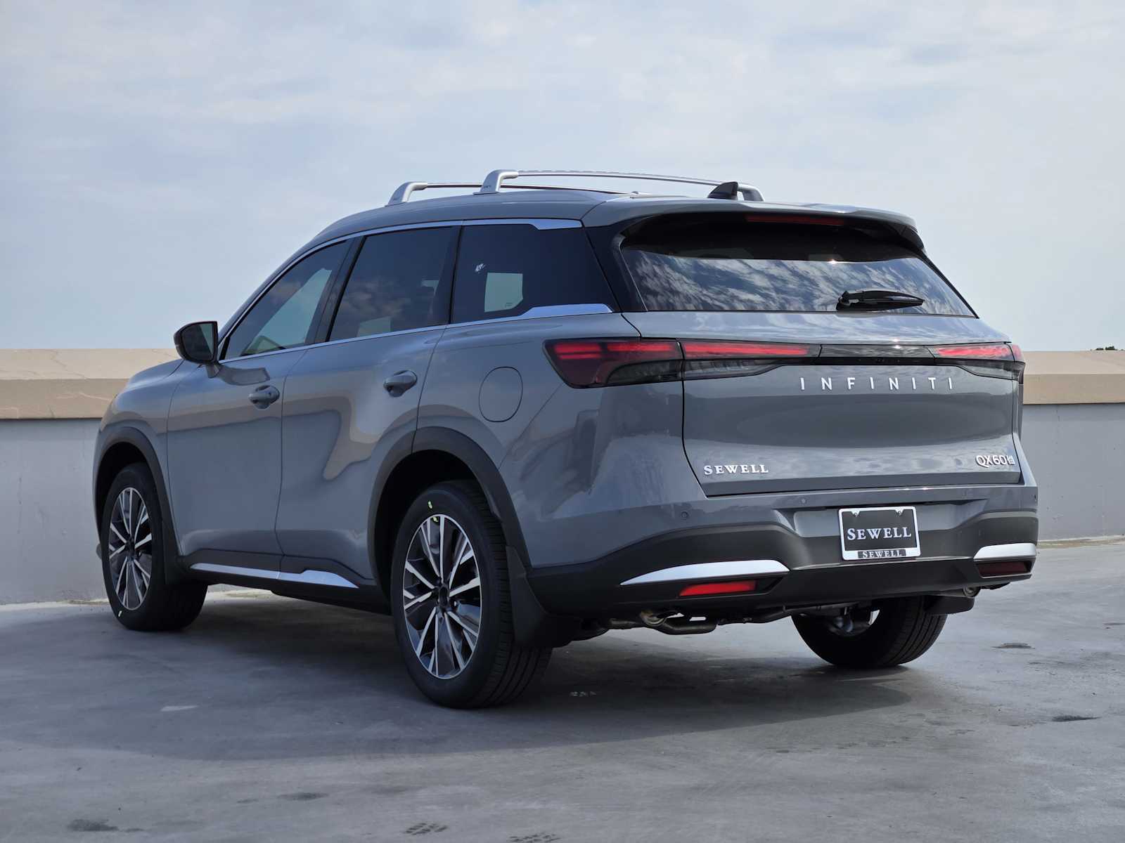 2026 Infiniti QX60 Luxe AWD photo 2