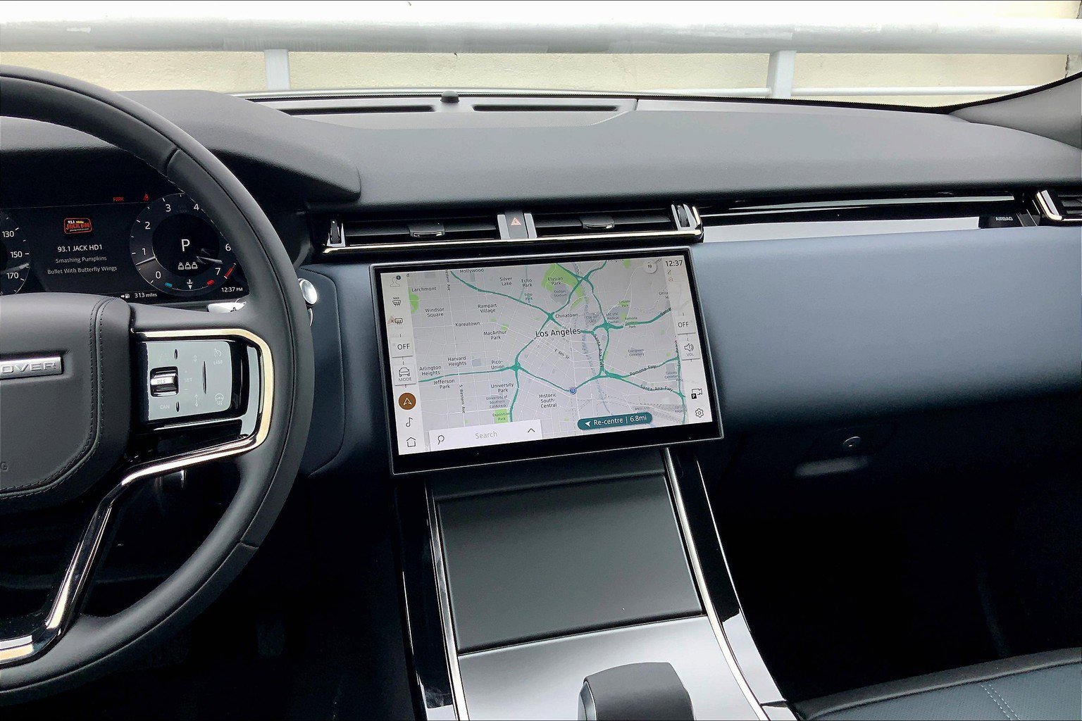 2026 Land Rover Range Rover Velar S photo 5