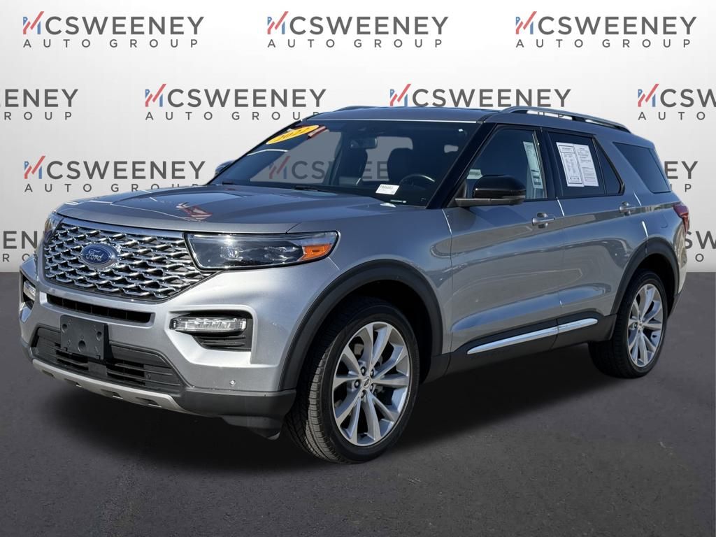2022 Ford Explorer Platinum's photo