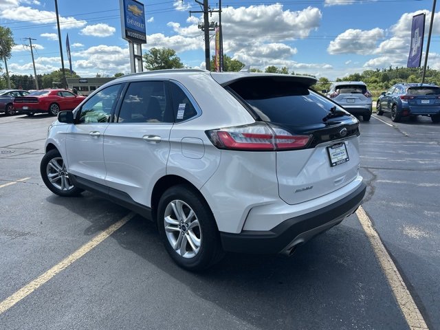2019 Ford Edge SEL photo 4