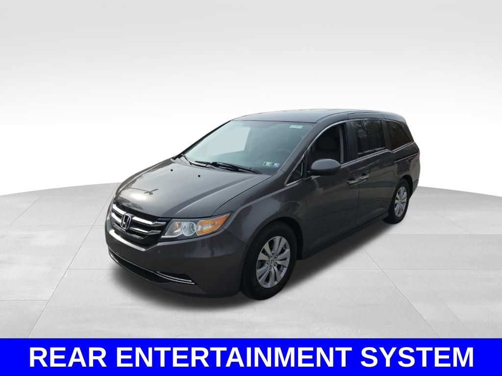 2016 Honda Odyssey SE photo 3