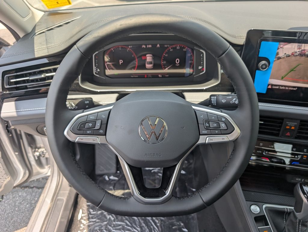 2025 Volkswagen Jetta 1.5T SEL photo 14