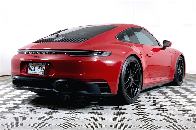 2024 Porsche 911 GTS photo 9