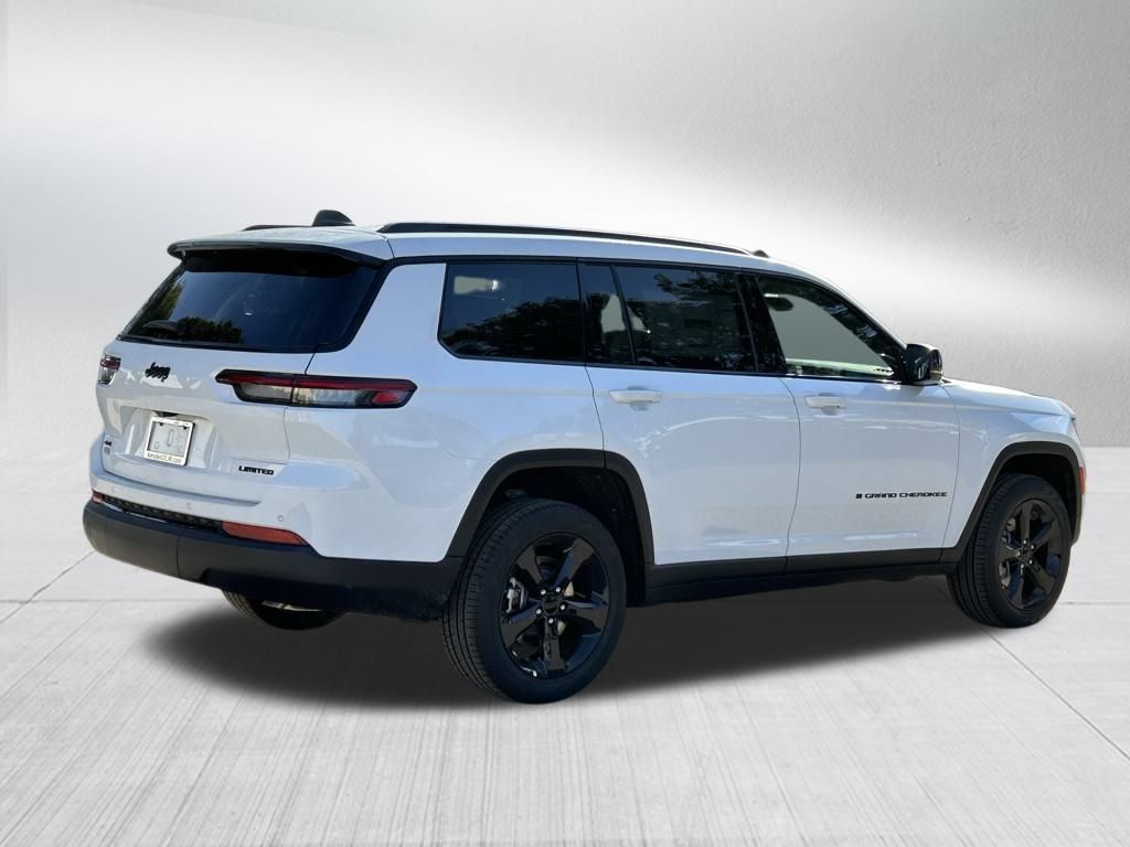 2025 Jeep Grand Cherokee Limited photo 4