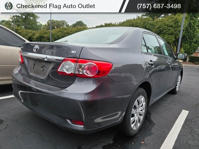 2012 Toyota Corolla LE photo 6