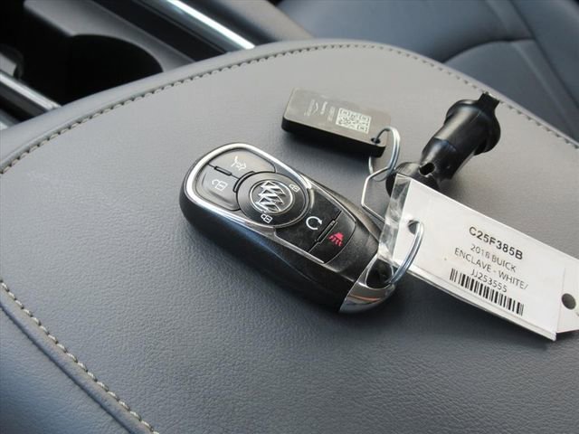 2018 Buick Enclave Essence photo 32