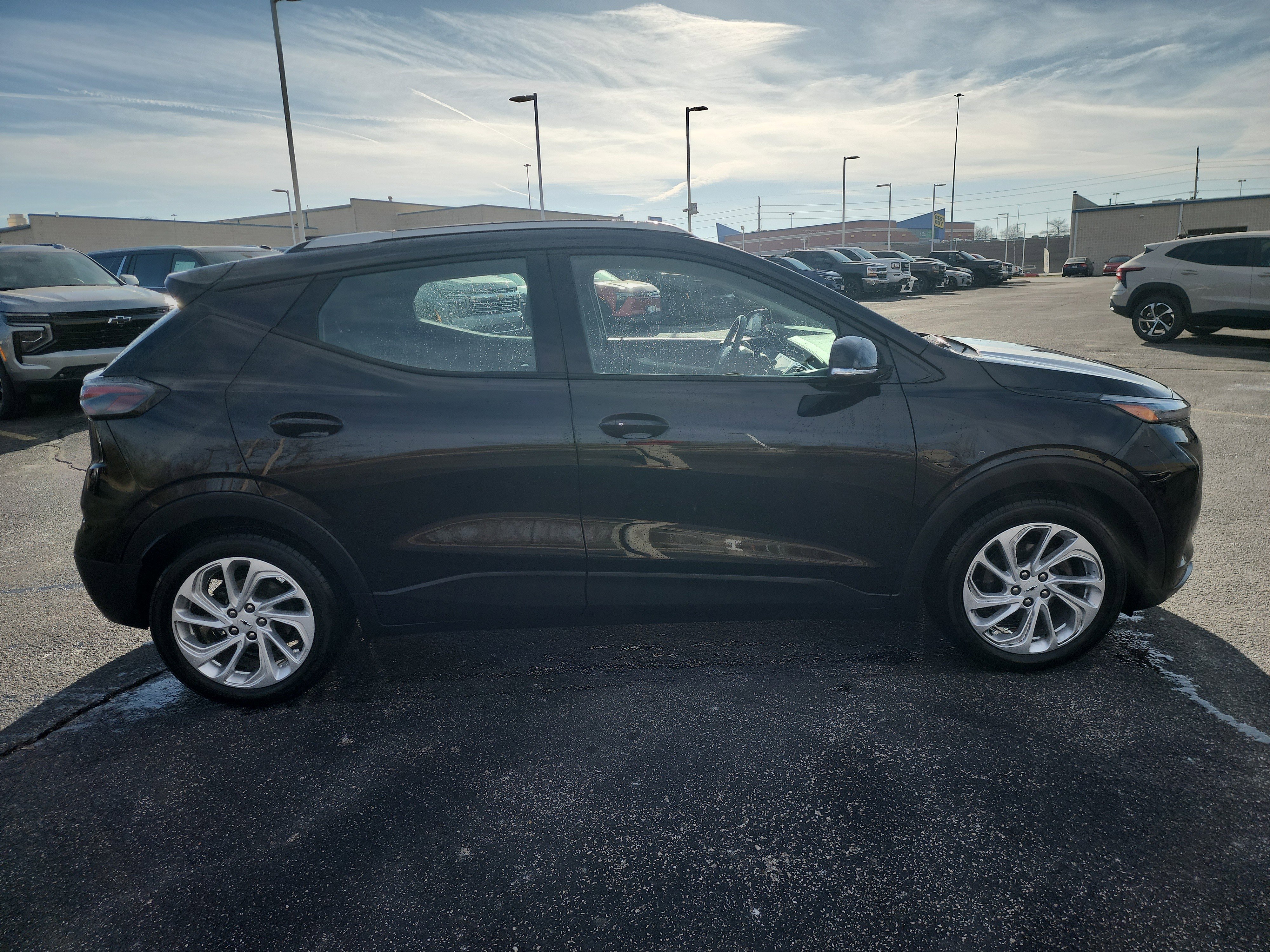 Used 2023 Chevrolet Bolt EUV LT with VIN 1G1FY6S05P4131052 for sale in St. Peters, MO