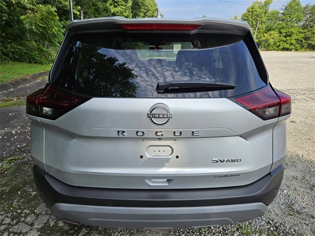 2023 Nissan Rogue SV photo 4