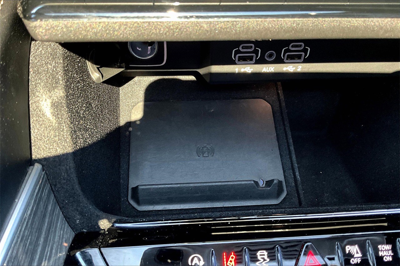 2022 Jeep Wagoneer Series II photo 16