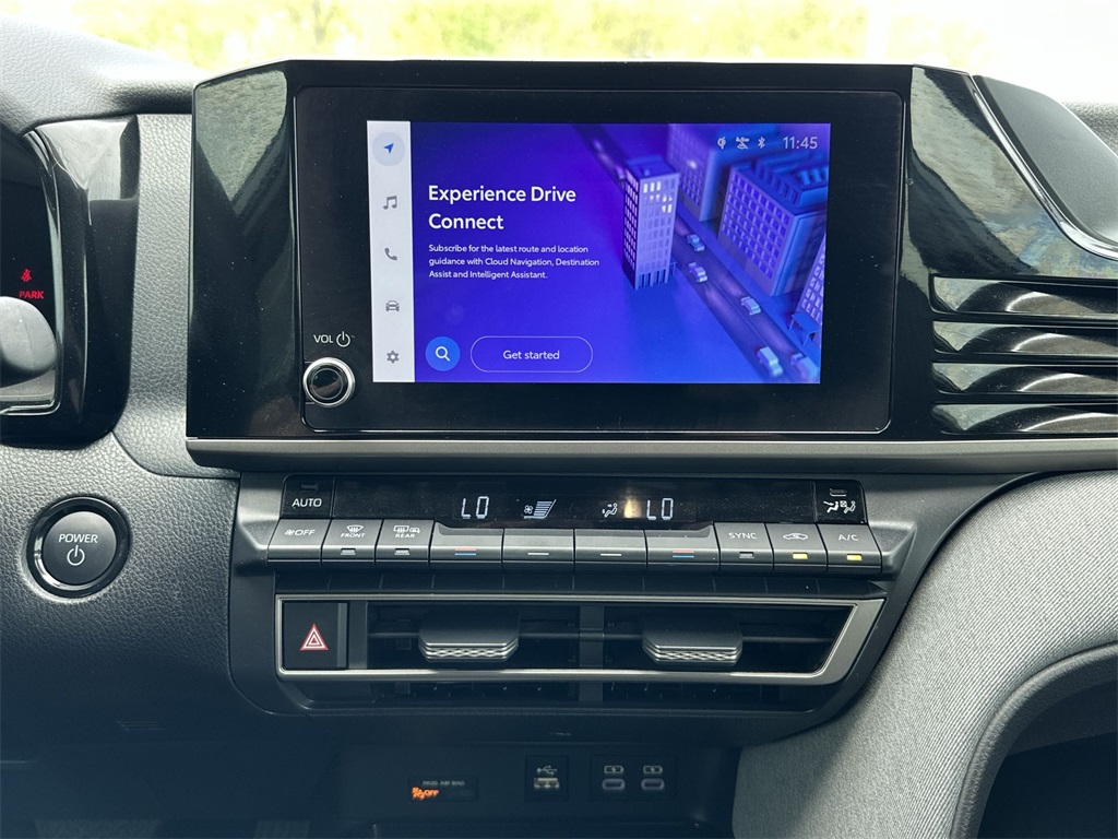 2025 Toyota Camry LE photo 21