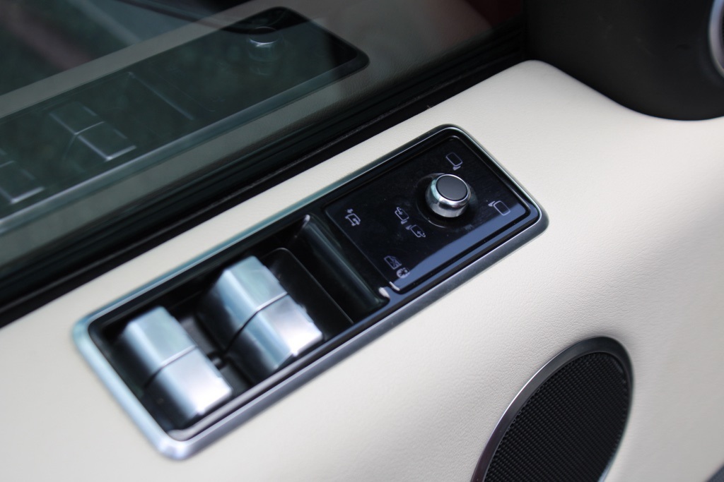 2022 Land Rover Range Rover Sport HSE Silver Edition photo 11