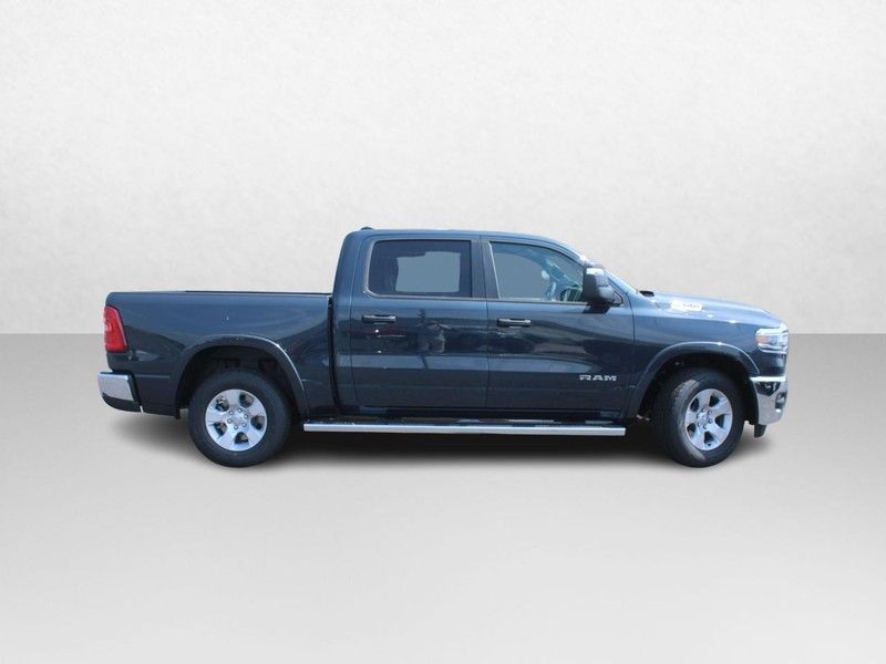 2025 Ram 1500 Big Horn photo 2