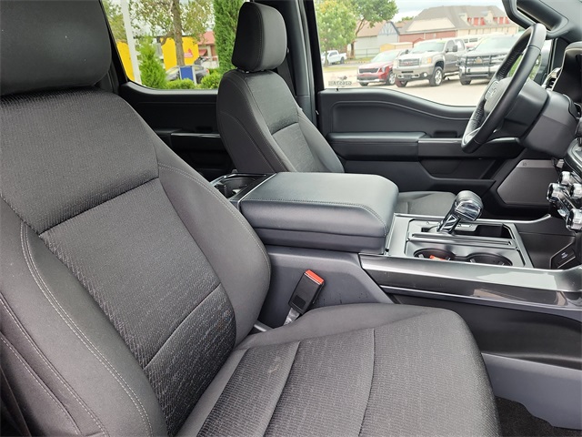 2022 Ford F-150 XLT photo 17