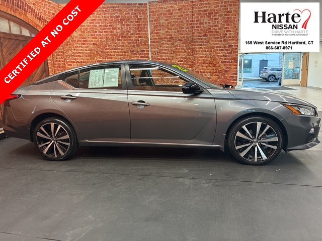 2021 Nissan Altima 2.5 SR photo 4