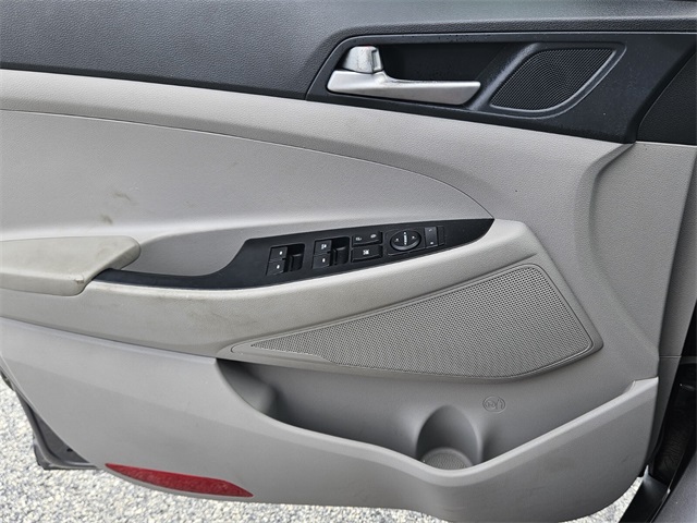 2020 Hyundai Tucson Value photo 25