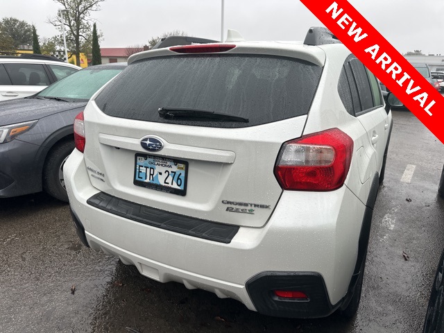 2016 Subaru Crosstrek 2.0i Limited photo 2