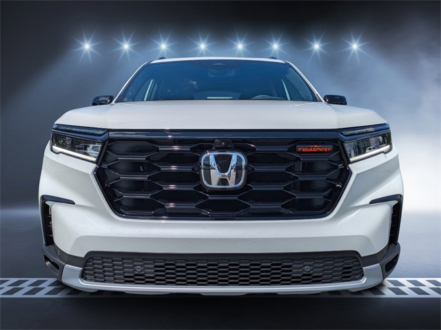 2025 Honda Pilot TrailSport photo 6
