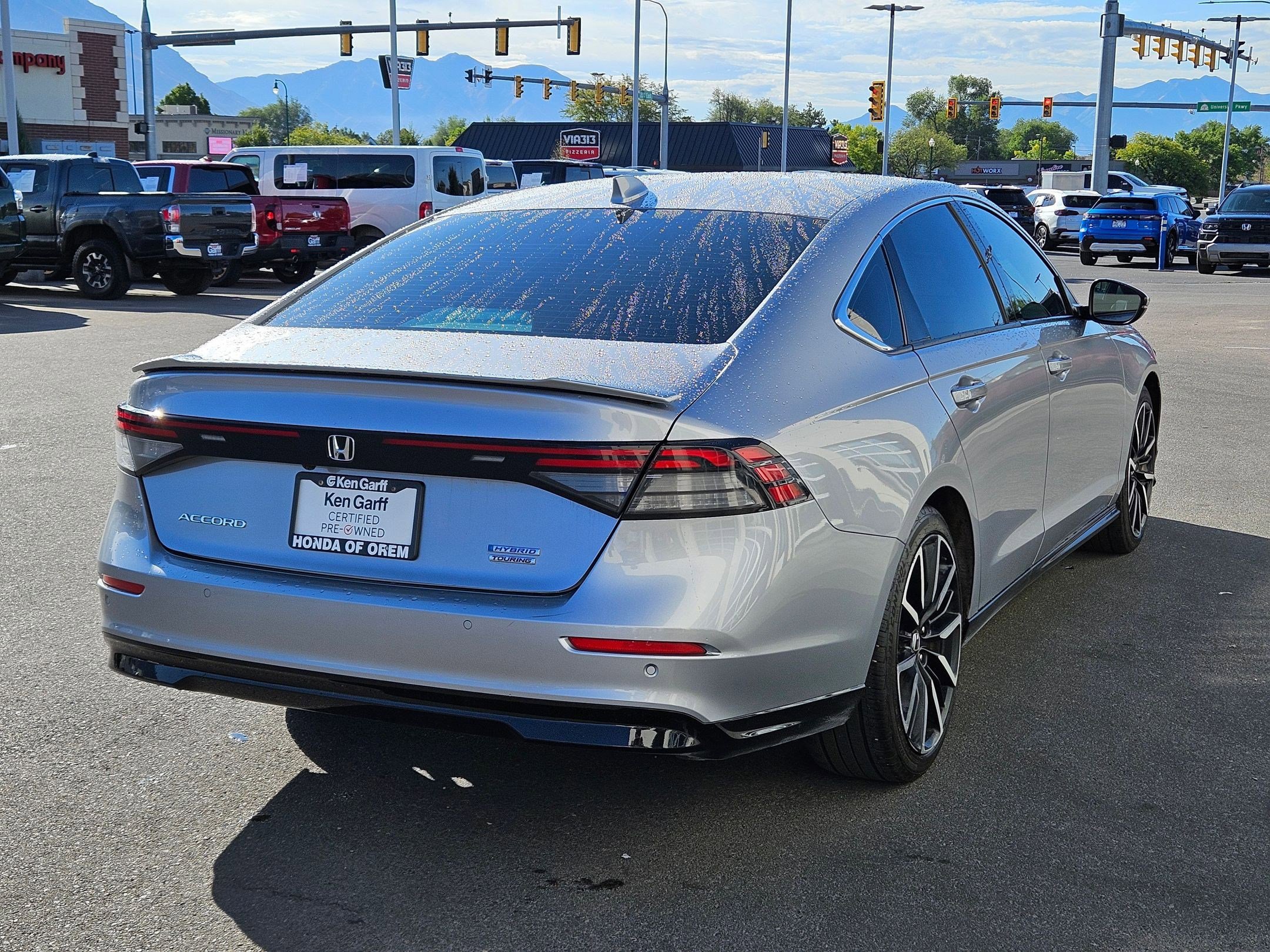 2023 Honda Accord Hybrid Touring photo 3