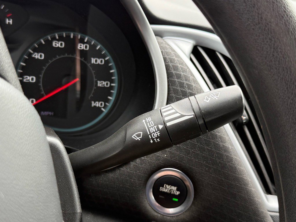 2023 Chevrolet Malibu 1LT photo 23