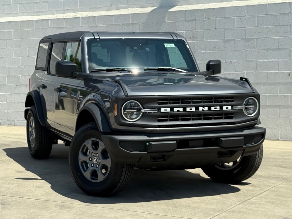 2025 Ford Bronco Big Bend photo 2