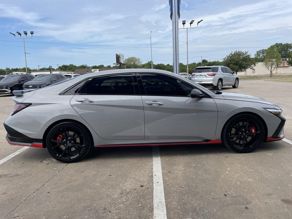2025 Hyundai Elantra N Base photo 4