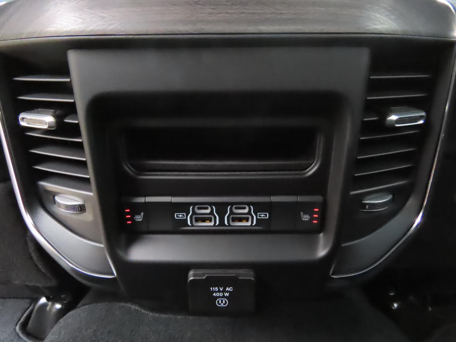 2026 Ram 2500 Laramie photo 39