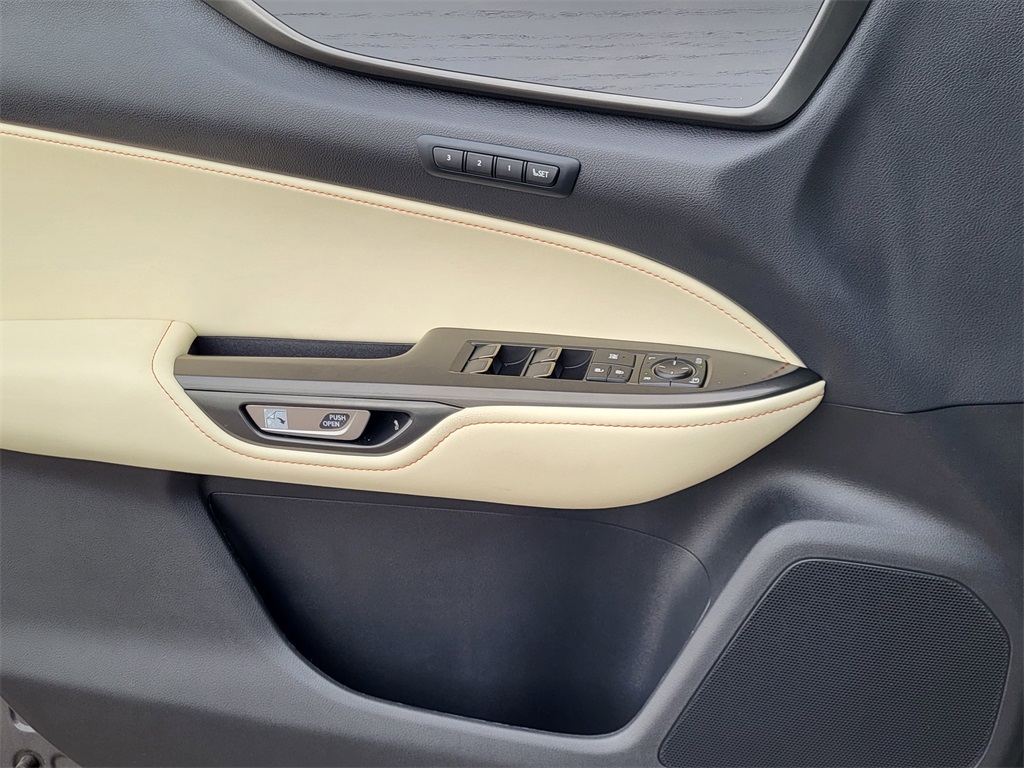 2024 Lexus NX 350h Luxury photo 10
