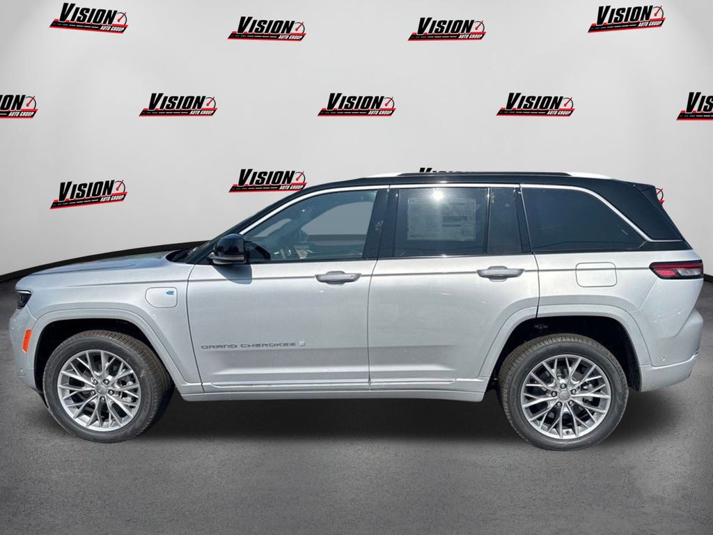 2023 Jeep Grand Cherokee 4xe photo 2