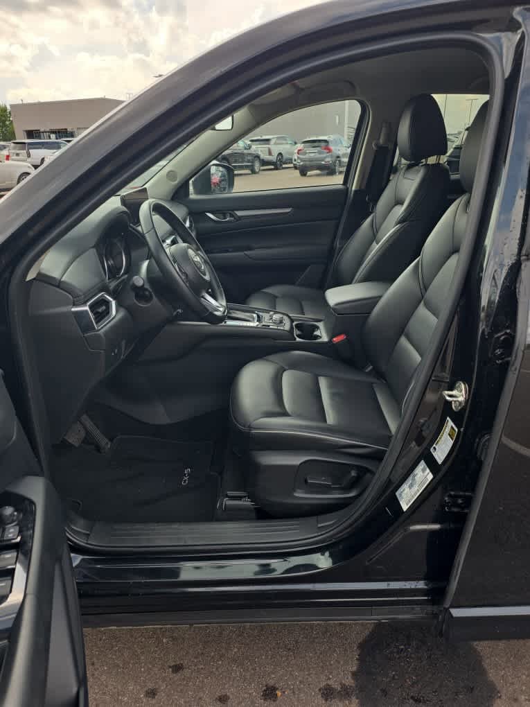 2024 Mazda CX-5 Select photo 5