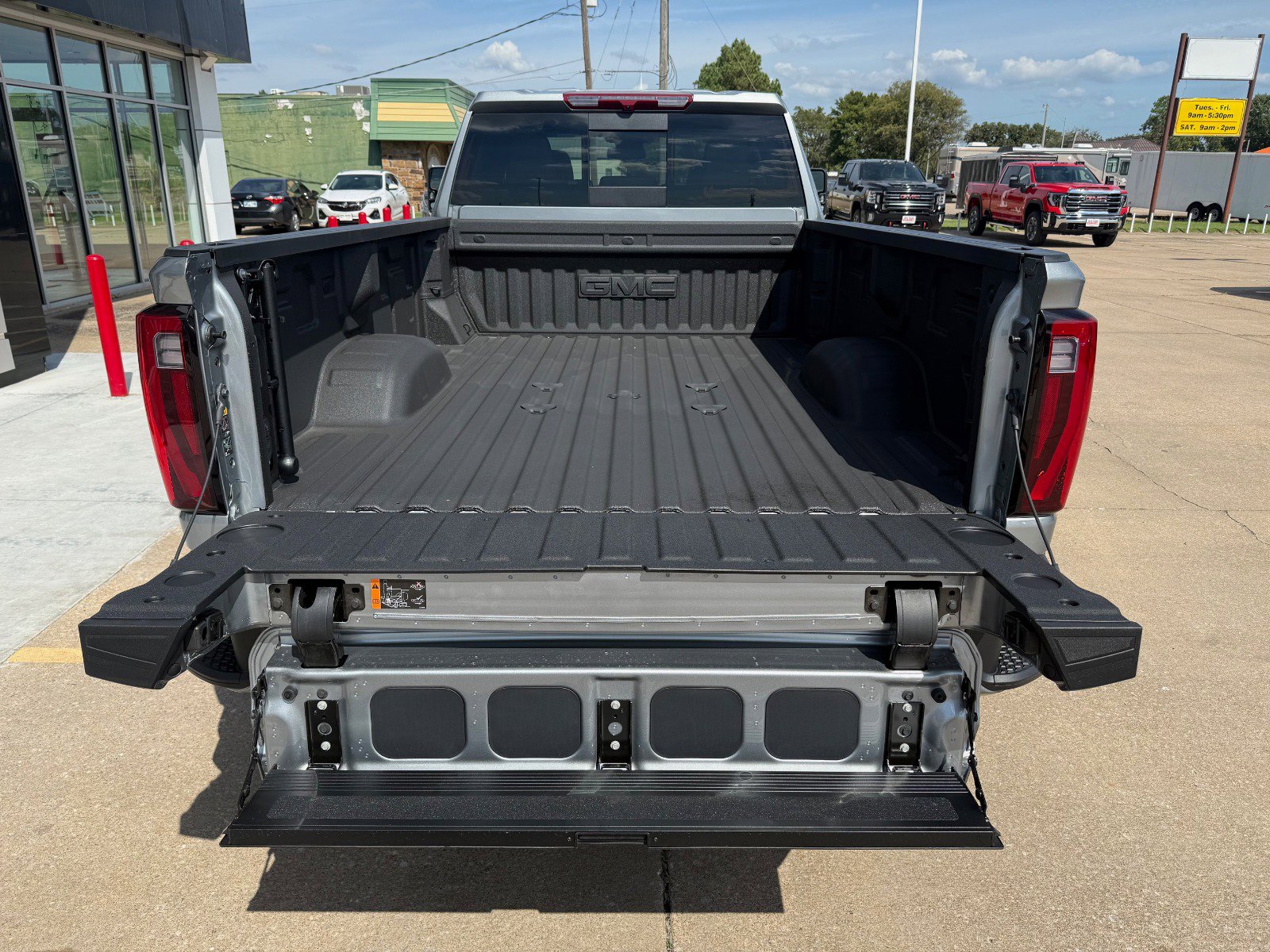 2025 Gmc Sierra 3500 HD Denali photo 5