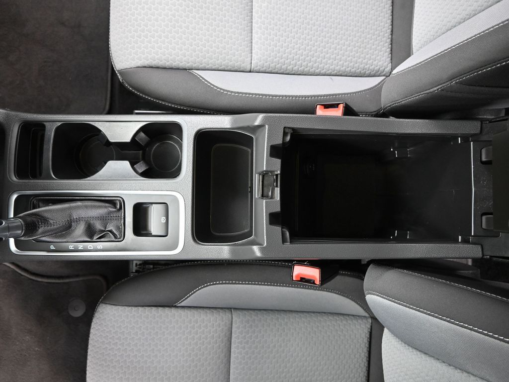 2017 Ford Escape SE photo 28
