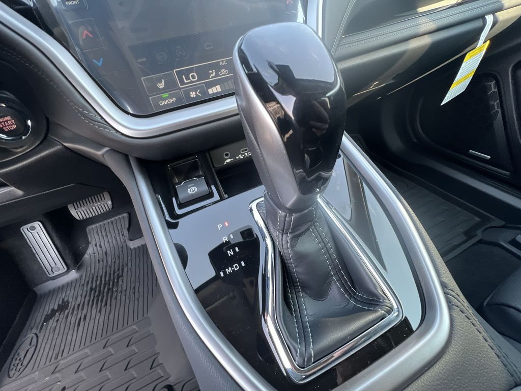 2025 Subaru Outback Limited XT photo 14