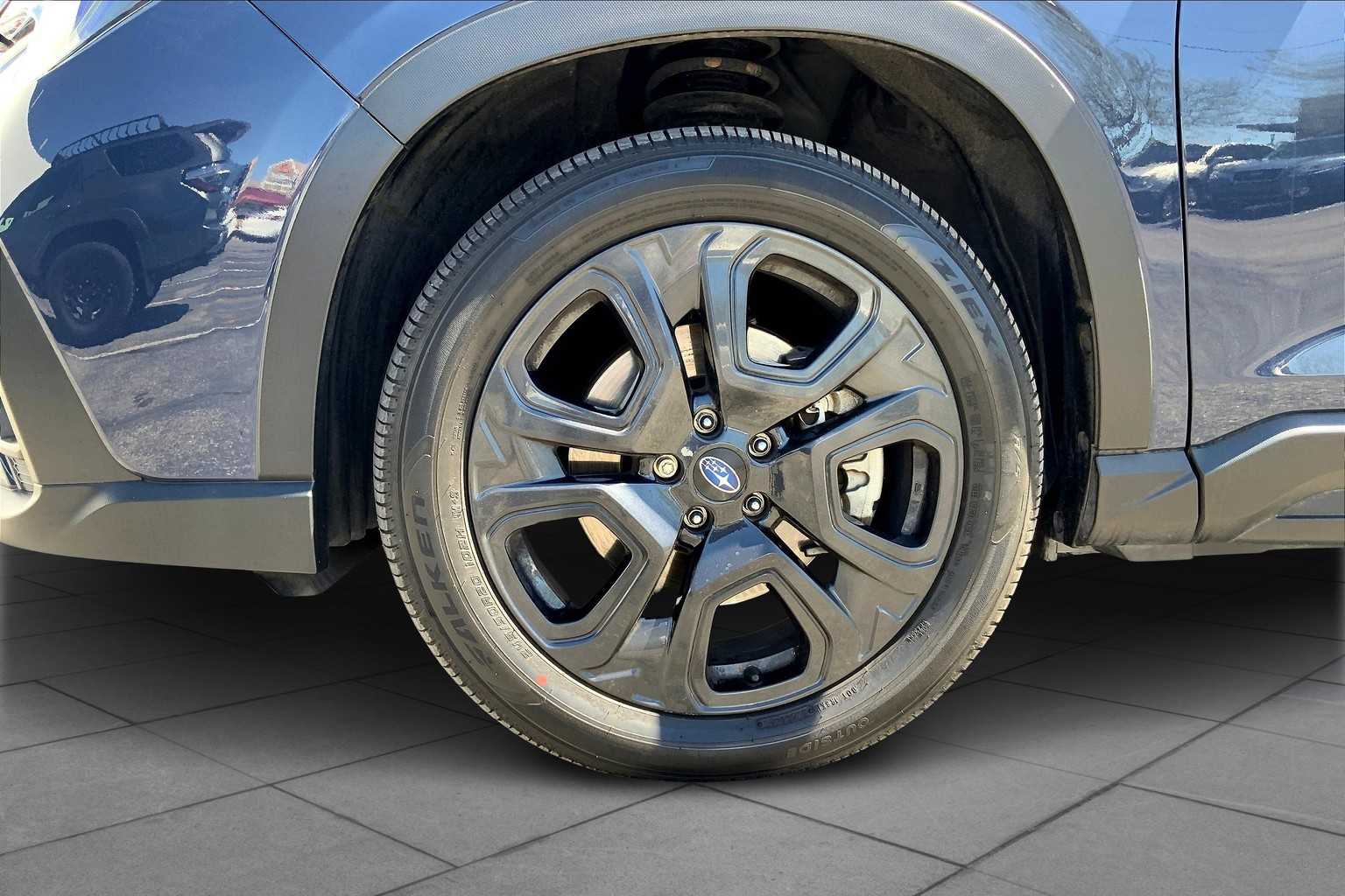 2025 Subaru Ascent Onyx Edition photo 9