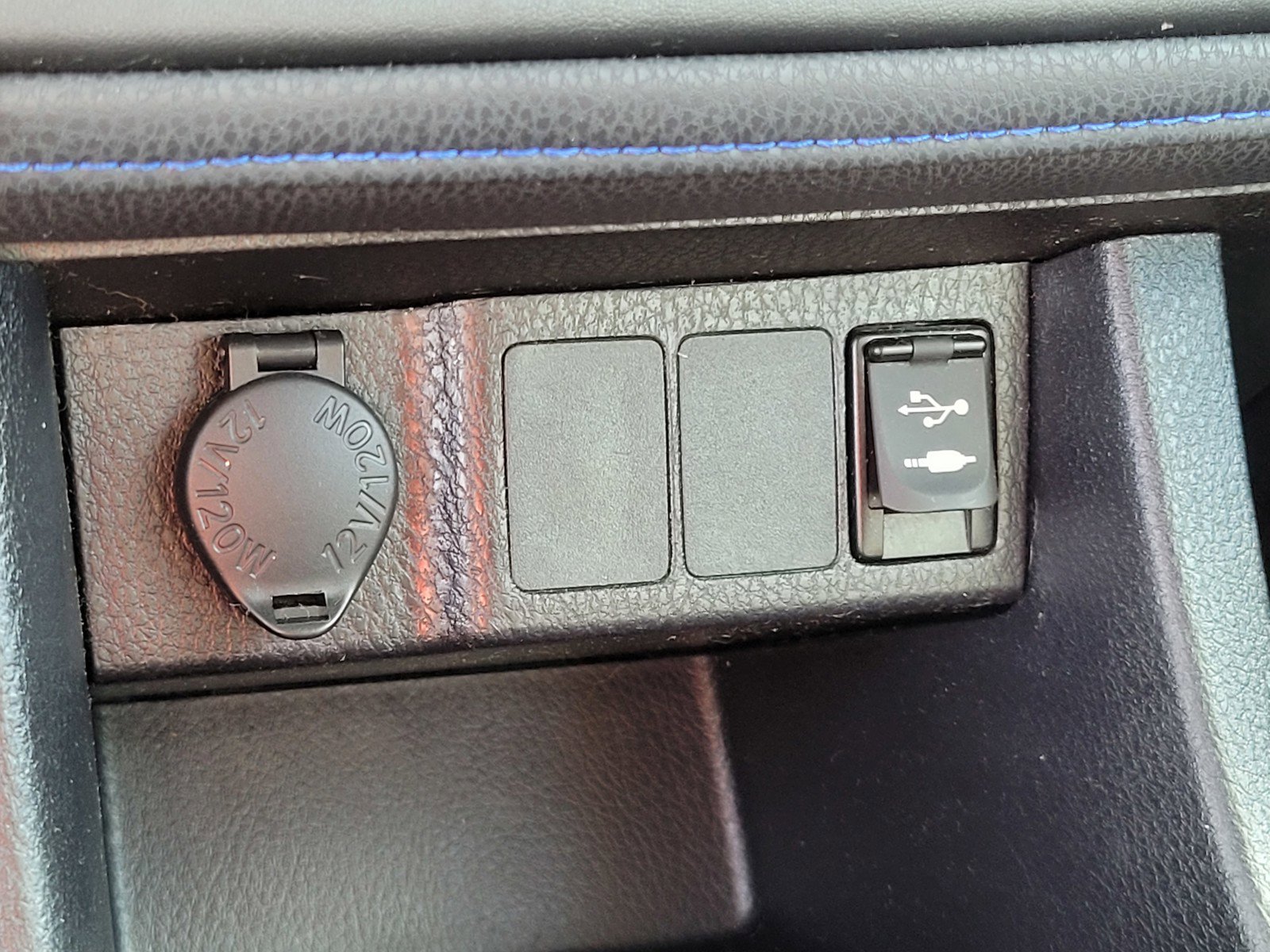 2019 Toyota Corolla XLE XSE photo 20