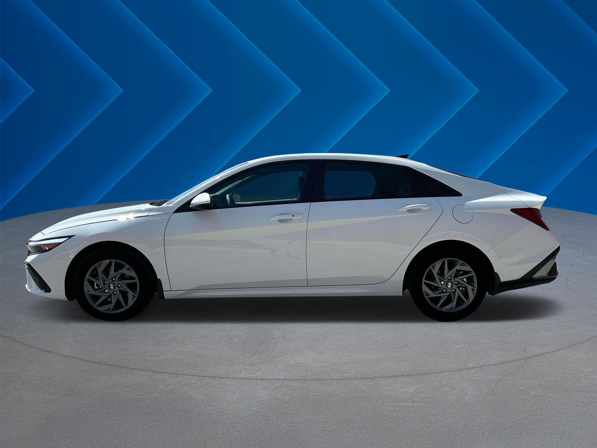 2025 Hyundai Elantra Hybrid Blue photo 3