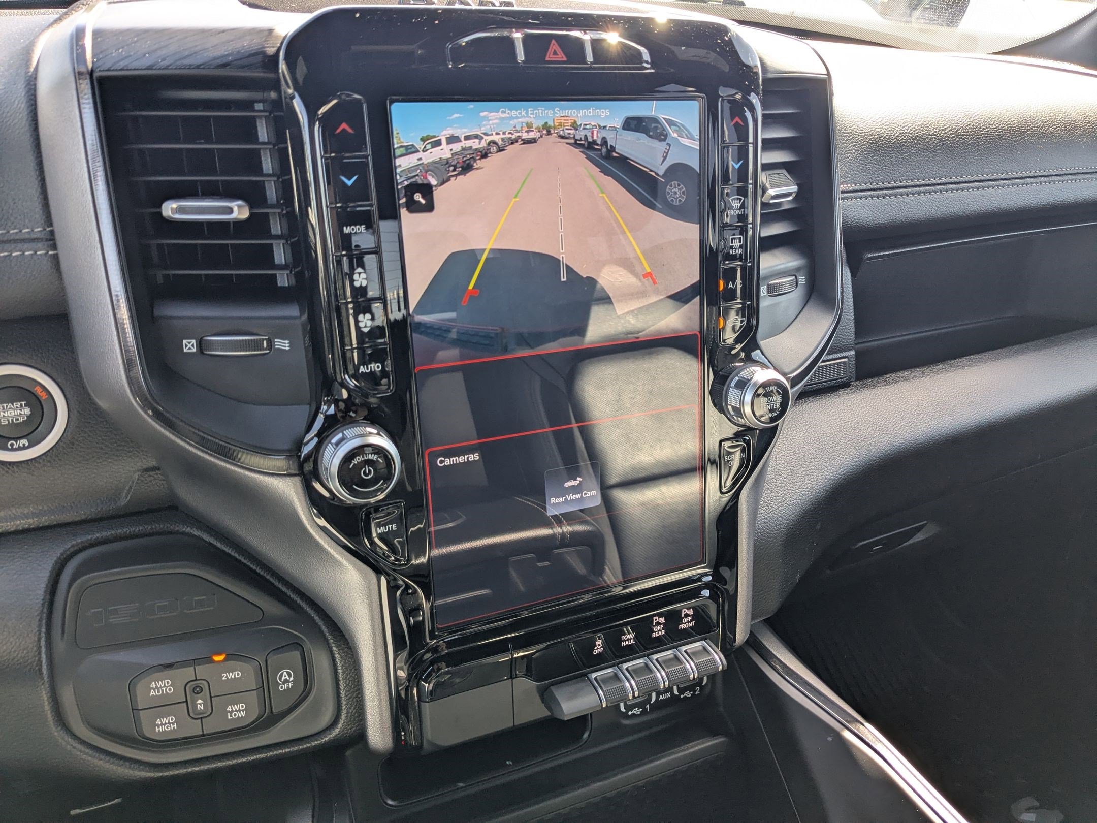 2023 Ram 1500 Sport photo 21