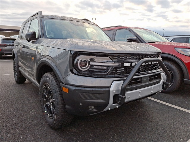 2025 Ford Bronco Sport Badlands photo 3