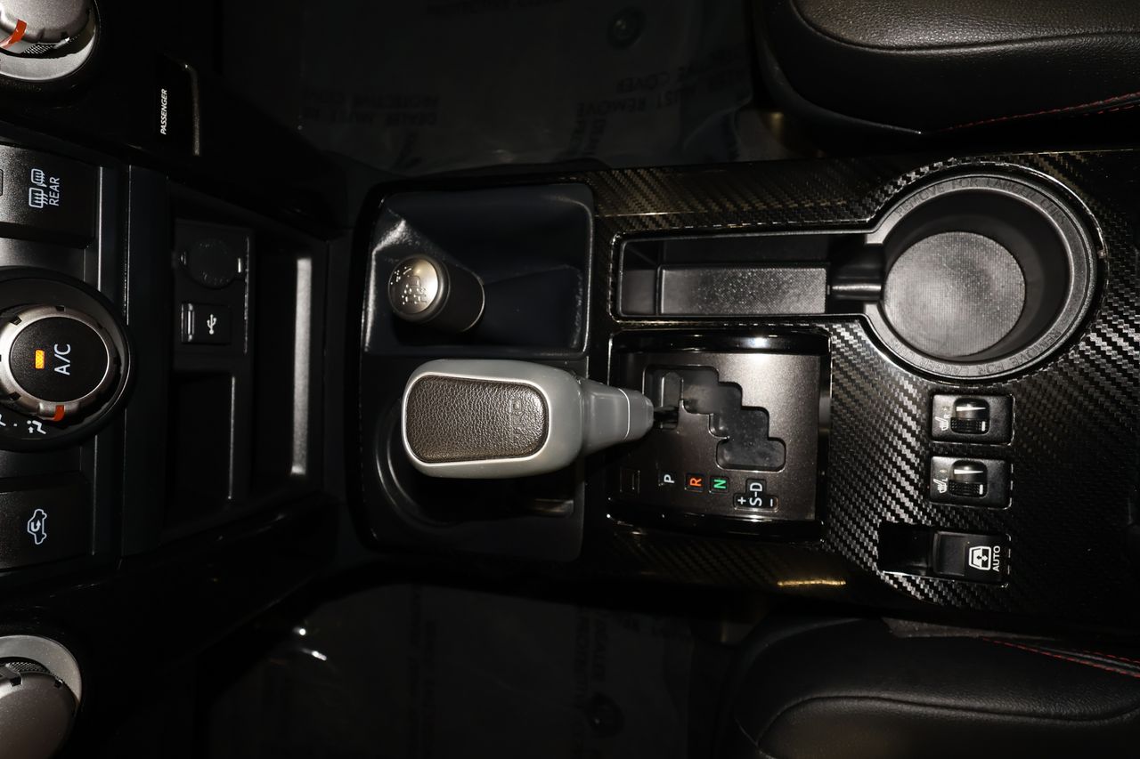 2024 Toyota 4Runner TRD Off-Road Premium photo 15