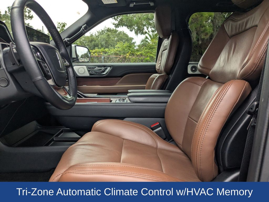 2023 Lincoln Navigator L Reserve photo 12